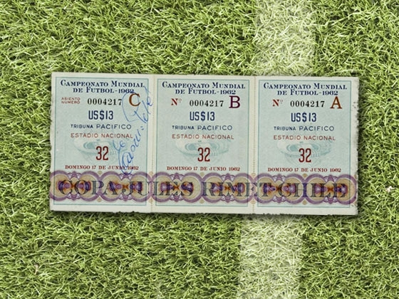 Как менялся дизайн билетов ЧМ по футболу с 1930 года