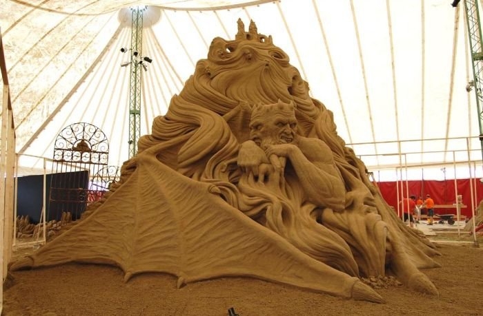 Создание песчаной скульптуры