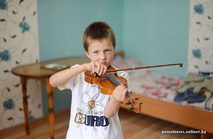 Репортаж: как живет белорусская семья, в которой 11 детей