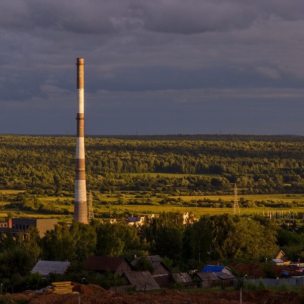 В Ижевске снесли легендарную трубу Яна