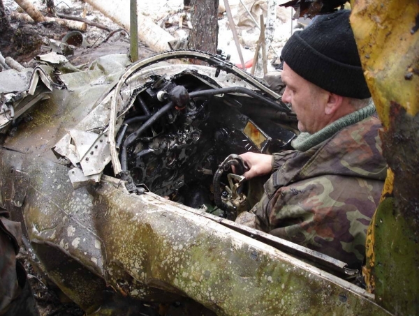 В воздух поднялся самолет, сбитый 63 года назад