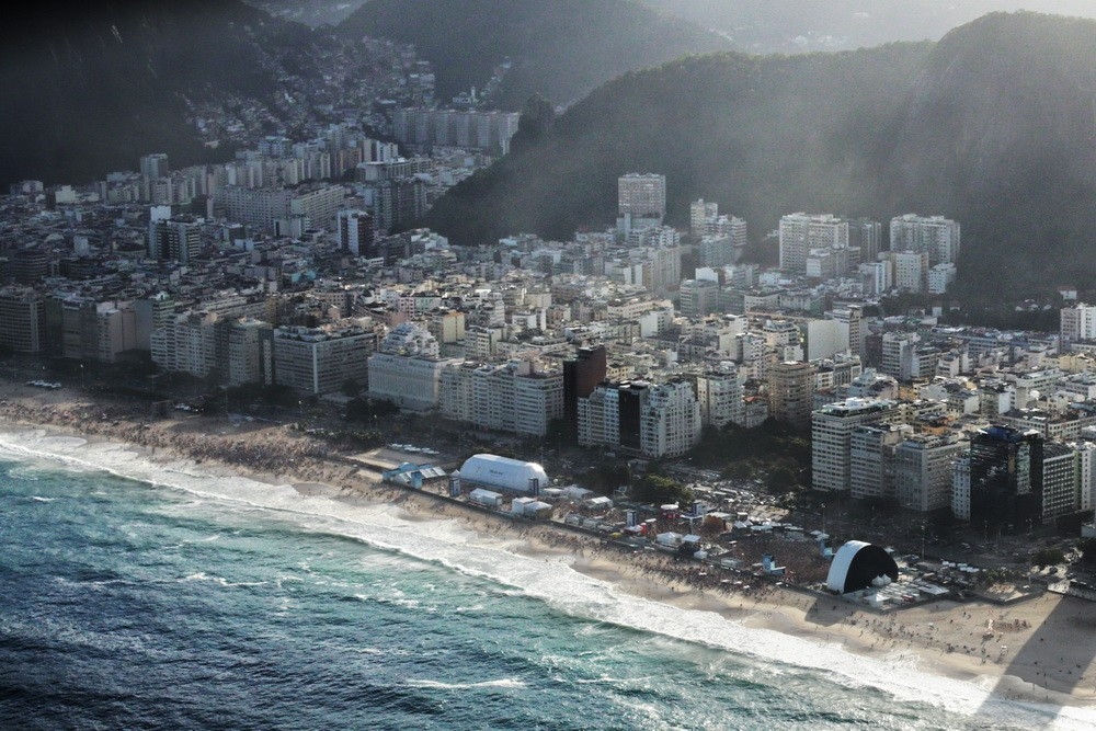 Полет над Рио-де-Жанейро