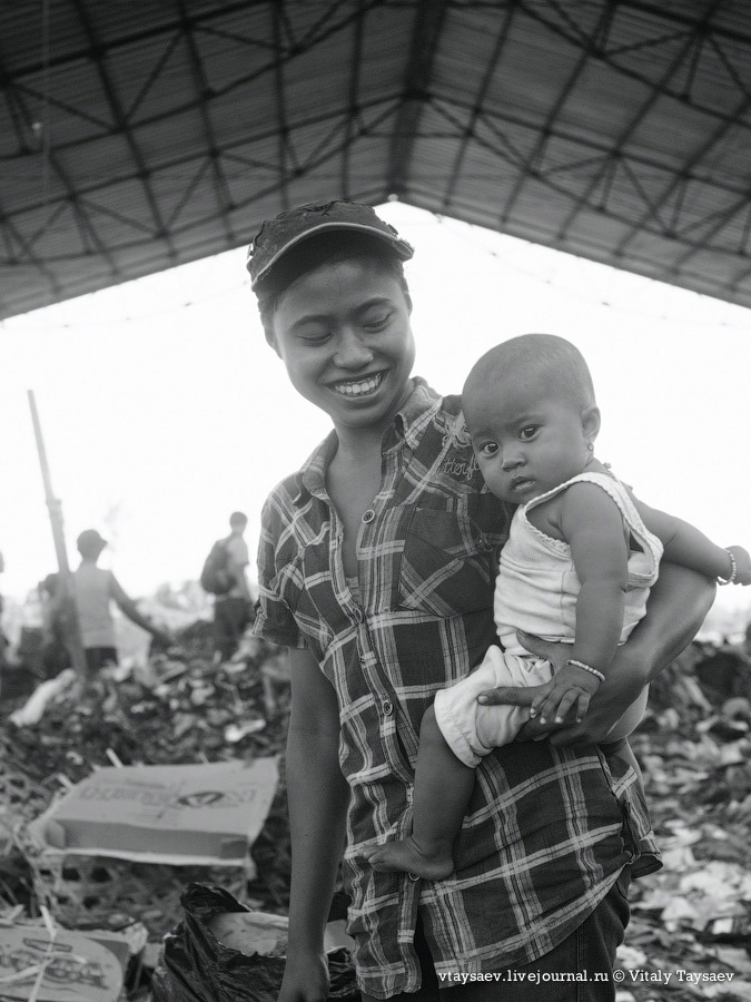 Как перерабатывают мусор на острове Бали