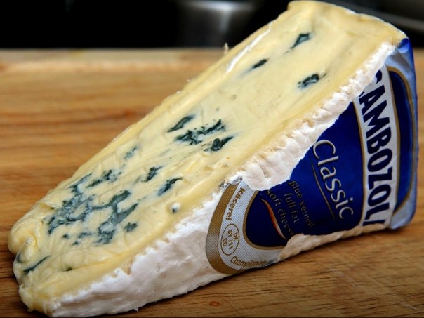 10 самых вкуснейших сыров в мире, которые вы должны попробовать