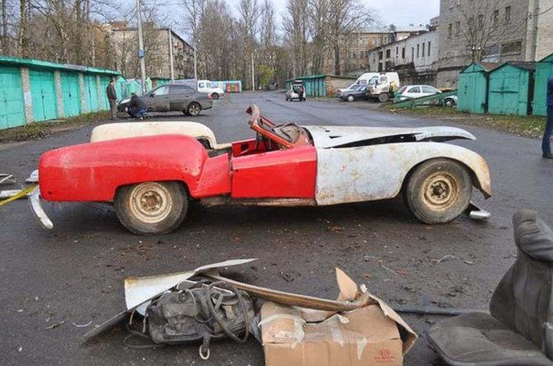 Советский спортивный автомобиль "Ленинград"