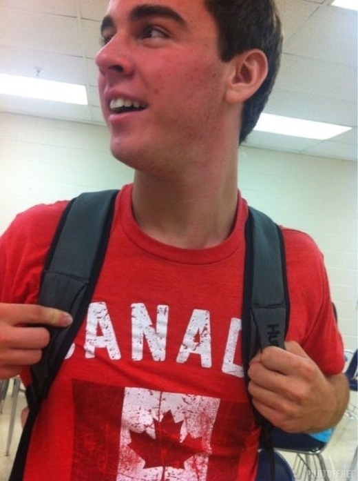 Носите Канадскую футболку с гордостью
