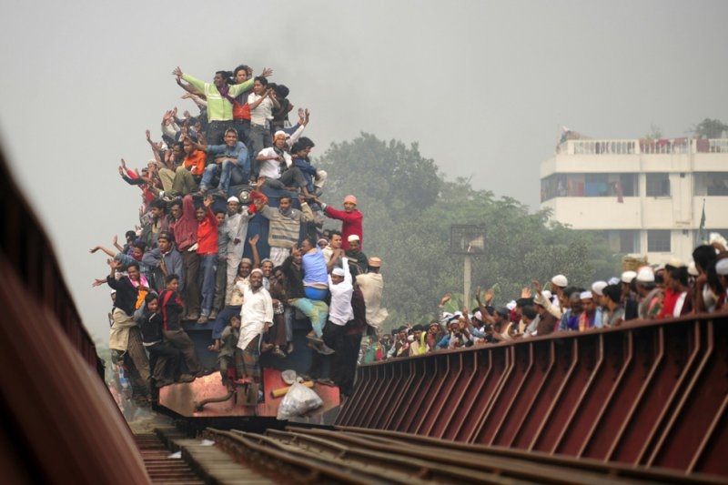 Поездка на поезде в Бангладеше