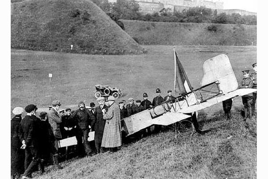 Британия больше не остров: 105-летие перелета Блерио через Ла-Манш.