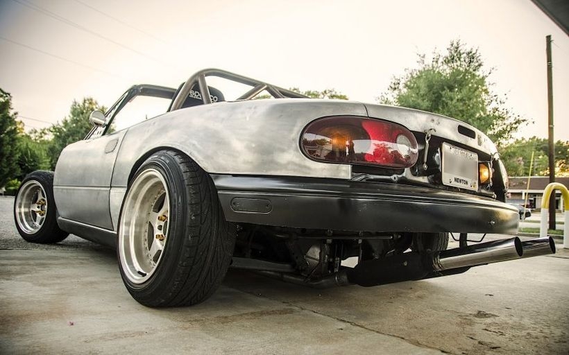 Rat Rod Mazda MX5 с 5,0-литровым двигателем