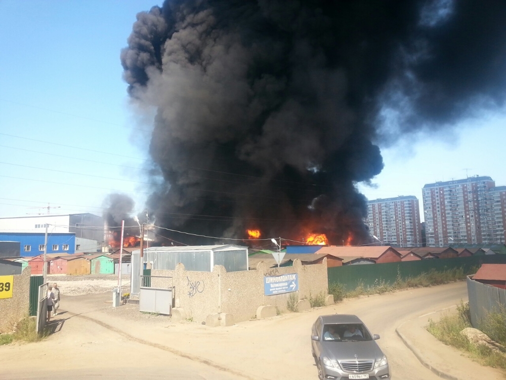 Пожар в Железнодорожном на складе лакокрасочных изделий