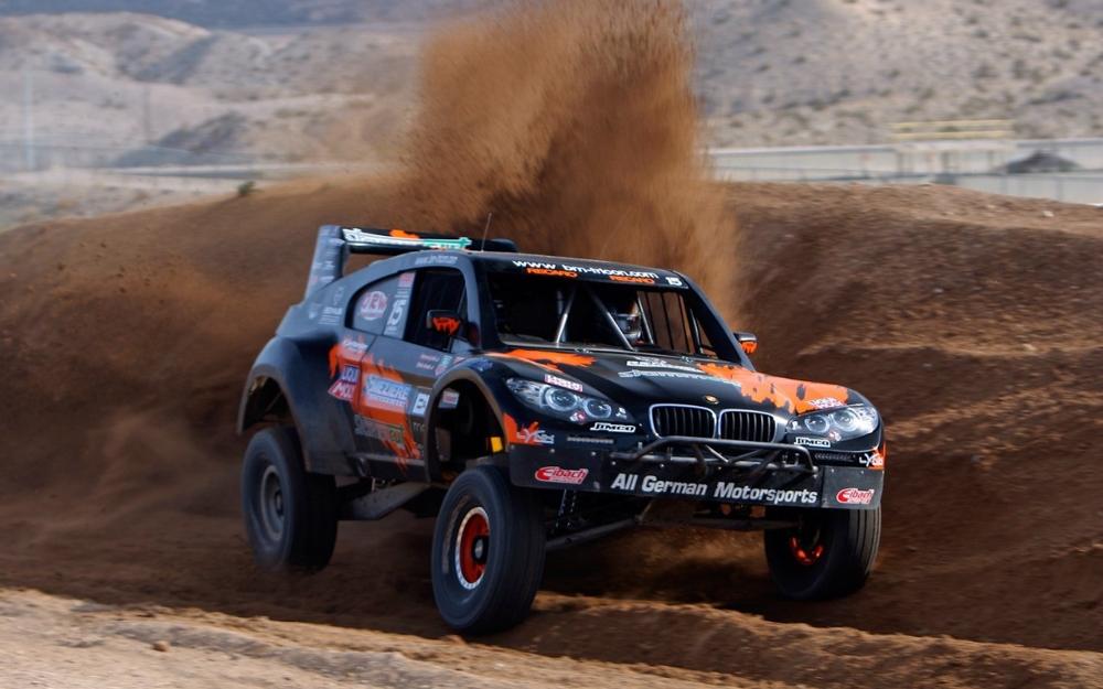 BMW X6 Trophy Truck