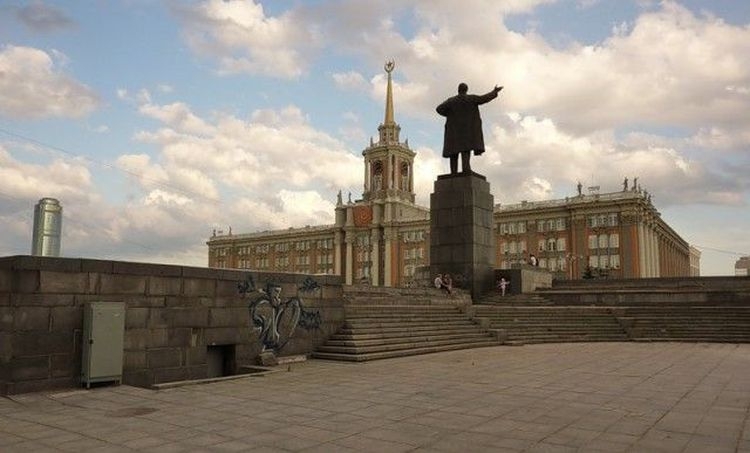  В каждом городе ОН свой 