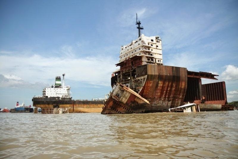 Последний порт: как работает кладбище кораблей в Бангладеш