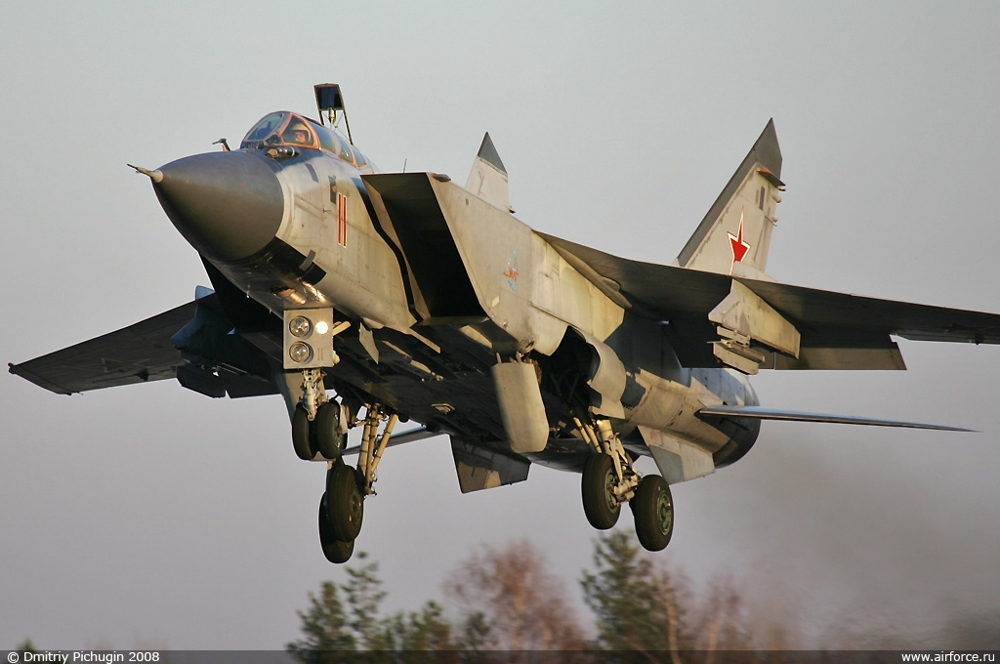 Более 100 боевых самолетов ВВС России примут участие в учениях