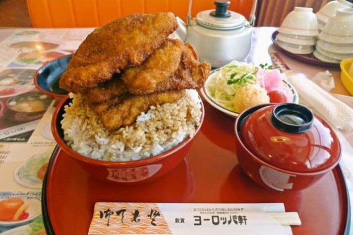 Эти японские блюда слишком большие