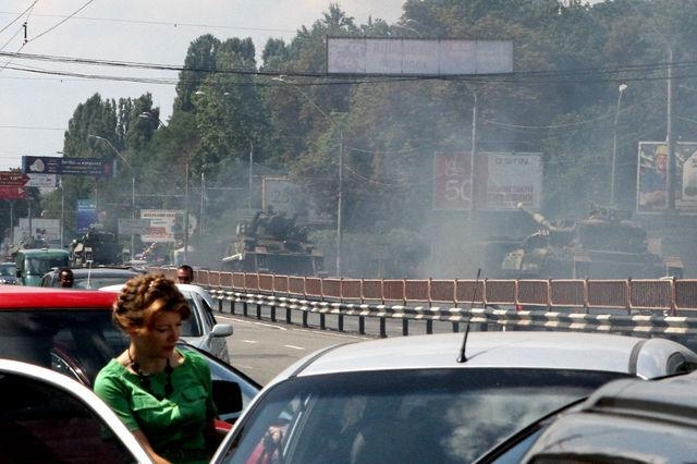 СРОЧНО! В Киев введены танки для зачистки майдана