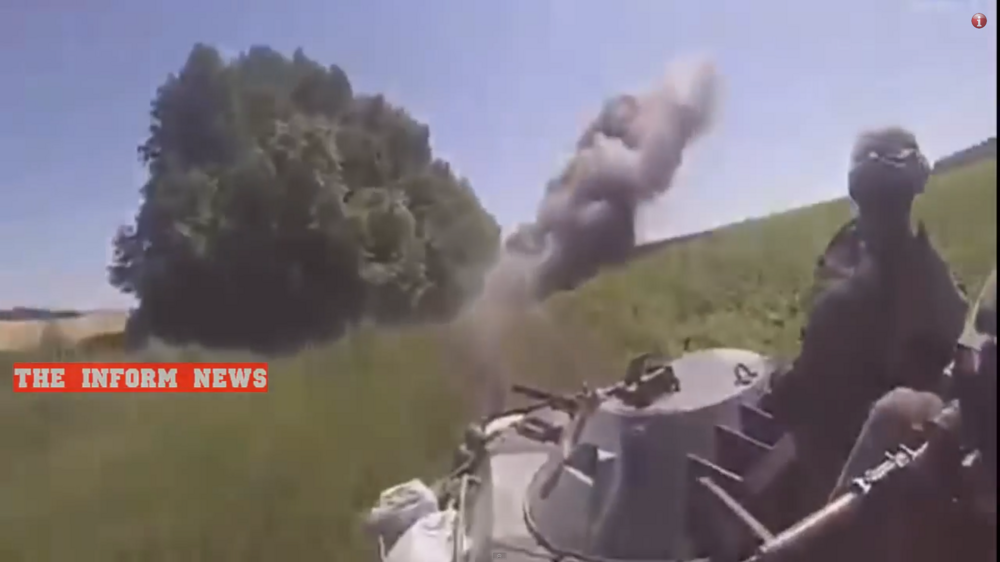 Подрыв Украинского БТР на мине. Донецк 4 августа