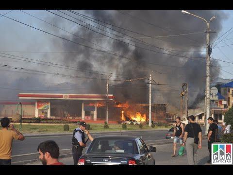 Момент взрыва автозаправки на троллейбусном кольце г. Махачкалы (08.08.14) 