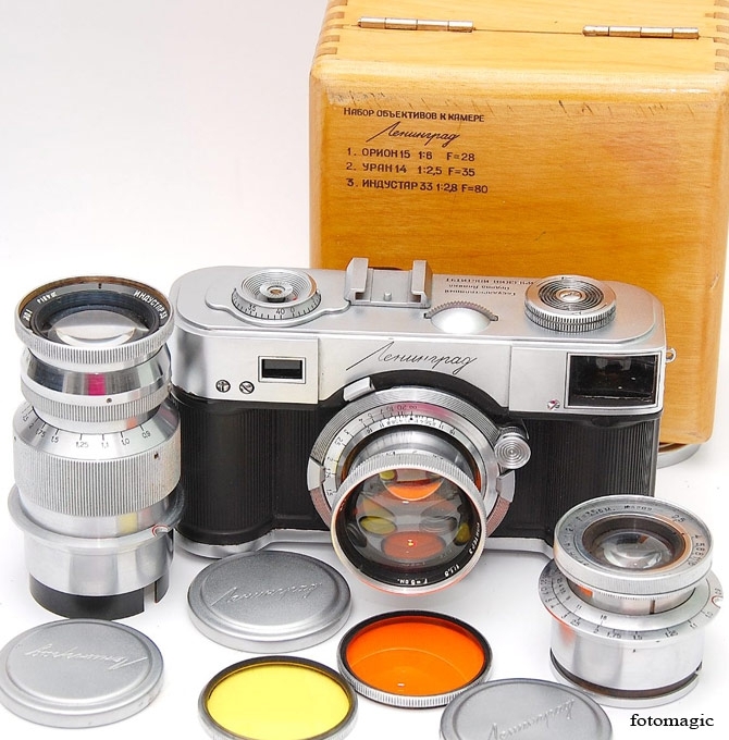 Этапы развития советского фотоаппаратостроения
