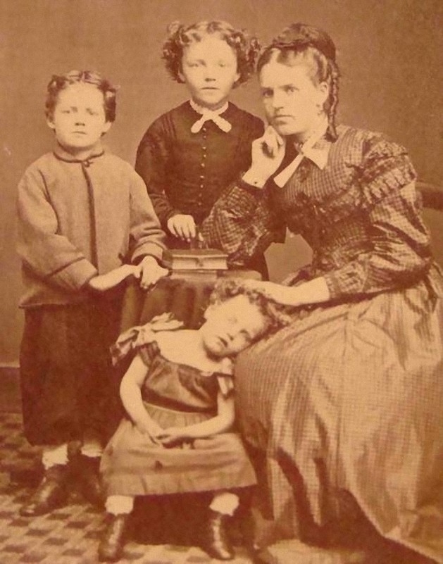Посмертные фотографии 19 века