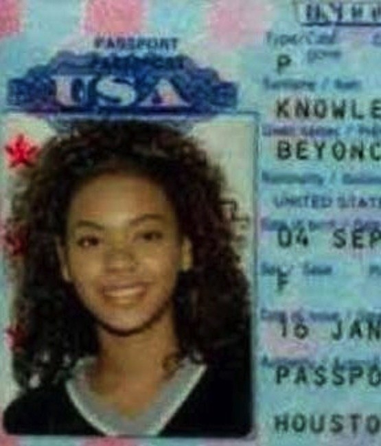 Как выглядели паспорта знаменитостей 