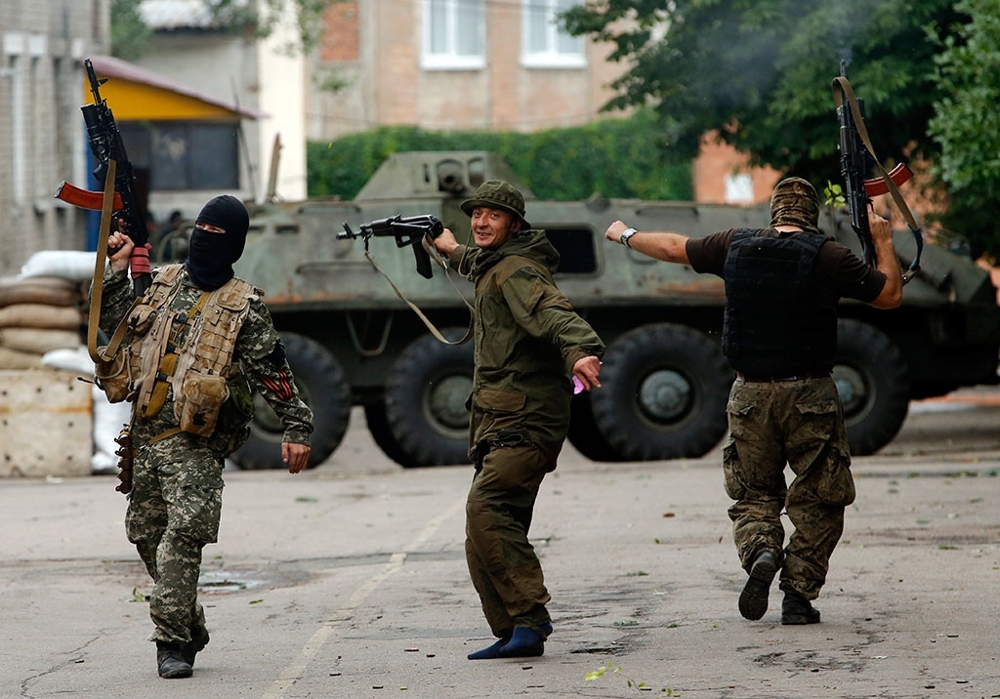 В Донбассе нашли третью воюющую сторону