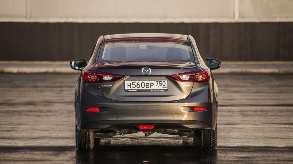 Mazda3 vs VW Jetta: И страх, и двигатель прогресса