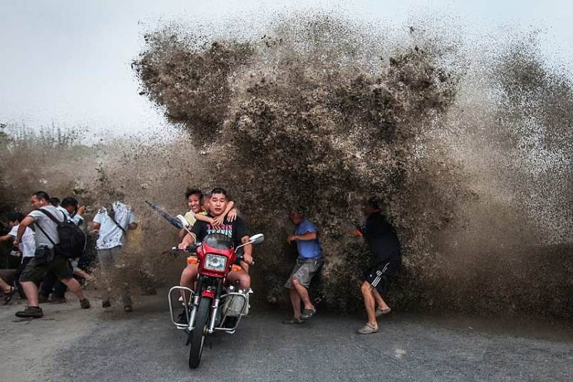 Огромная приливная волна в Ханчжоу