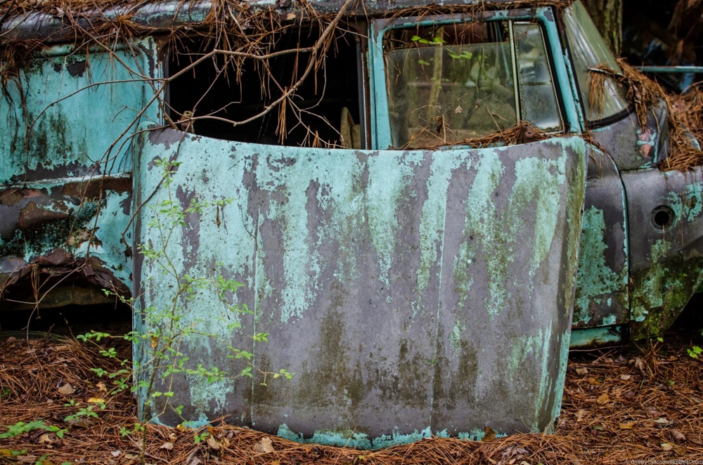 Кладбище старых автомобилей Old Car City