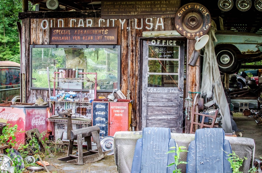 Кладбище старых автомобилей Old Car City