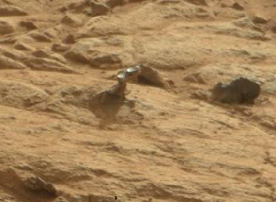 Инопланетяне в кадре. 11 загадочных объектов, замеченных на Марсе