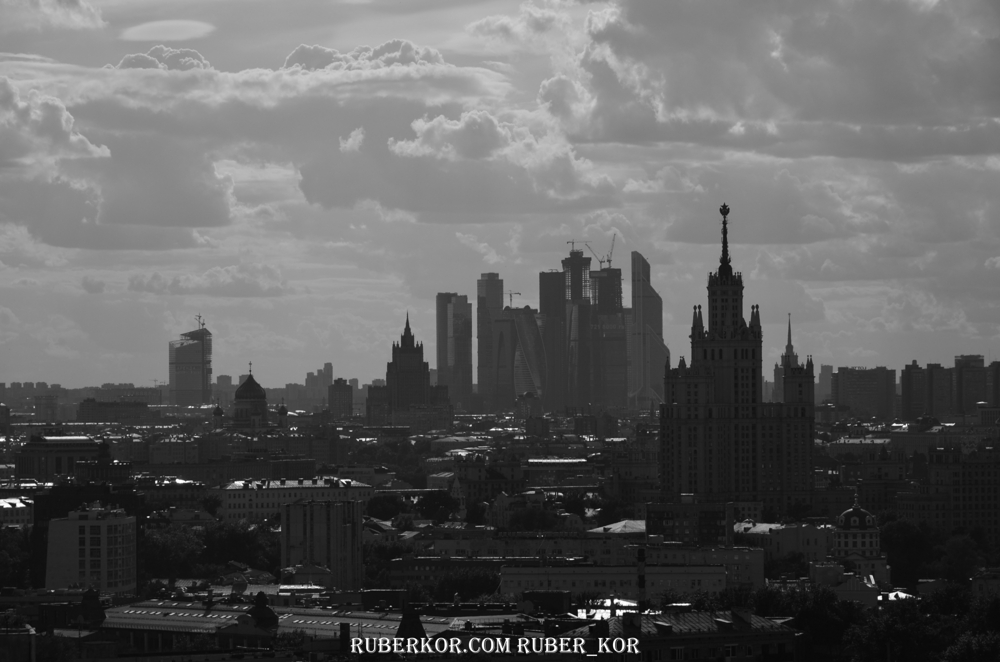 Виды с крыши на площадь Ильича и Новогиреевска 2014г Москва .
