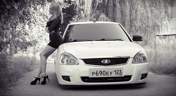 Kрасивые девушки и отечественные автомобили