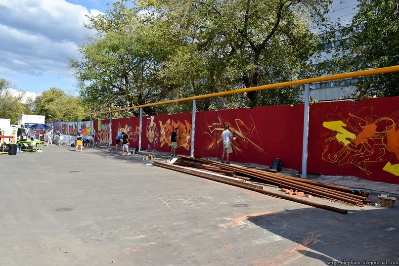 Легальная граффити стена в Москве