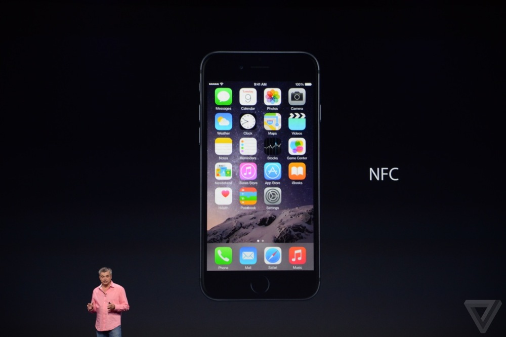 Онлайн-трансляция презентации iPhone 6 на Фишках