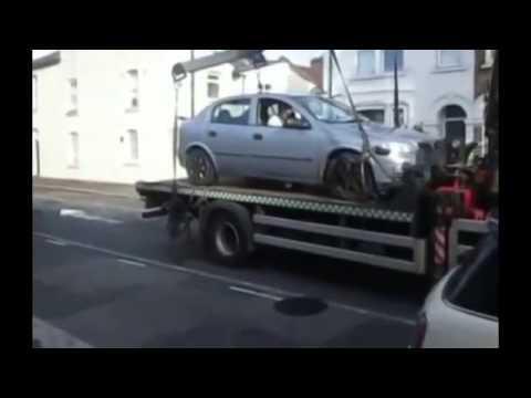 Car Driver Tries to Avoid Parking Fine 