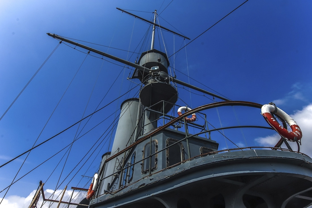  Экскурсия по крейсеру «Аврора»