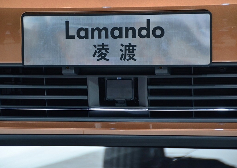 Первые фотографии китайского седана Volkswagen Lamando 