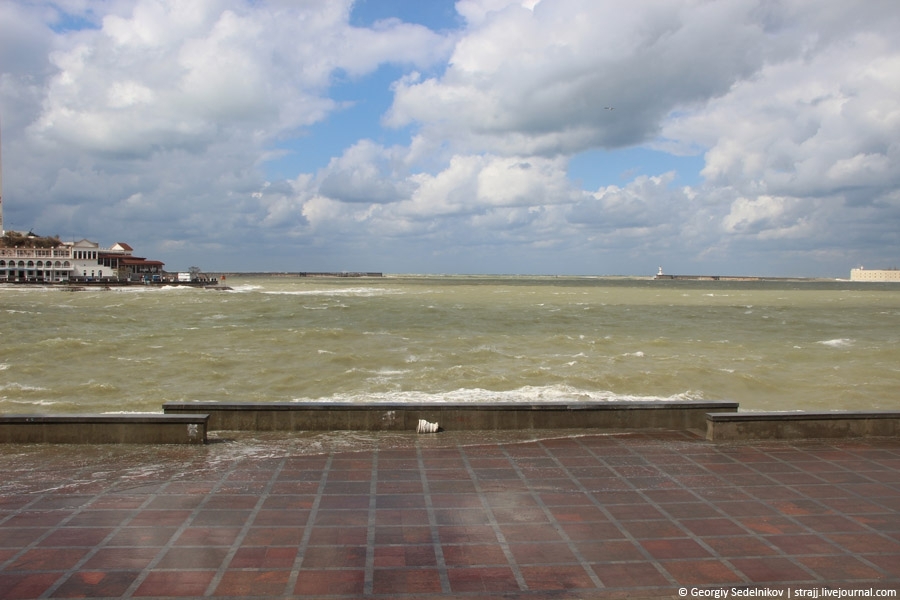 Шторм в Севастополе 24.09.2014