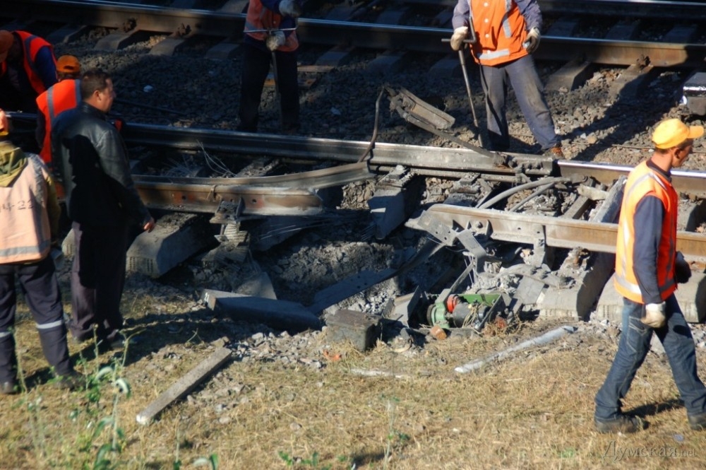Диверсия в Одессе: в городе взорвали железнодорожные пути