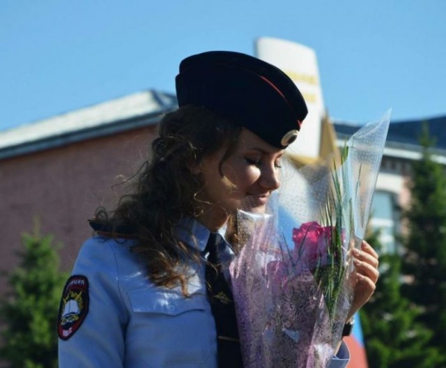 Подборка приятных и даже красивых лиц полиции России