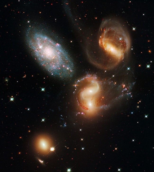 Лучшие снимки с телескопа Хаббл