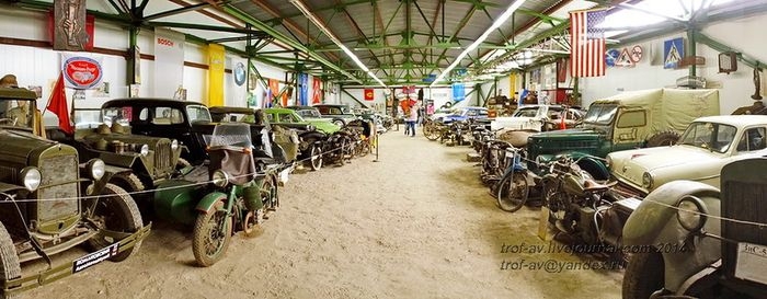 Ломаковский музей старинных автомобилей и мотоциклов