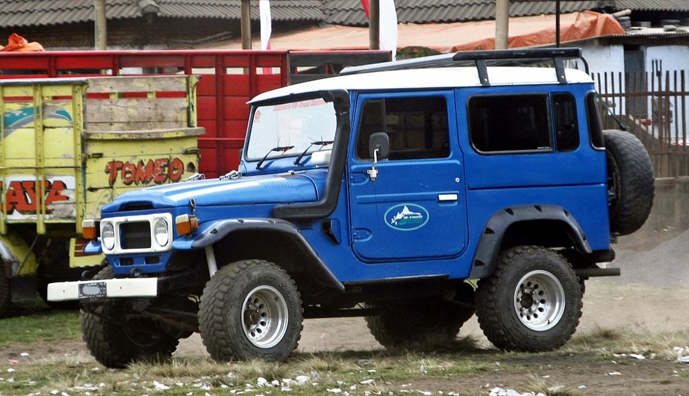 Toyota Land Cruiser