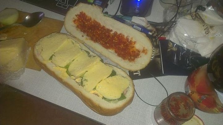 Горячий бутерброд для голодного мужика