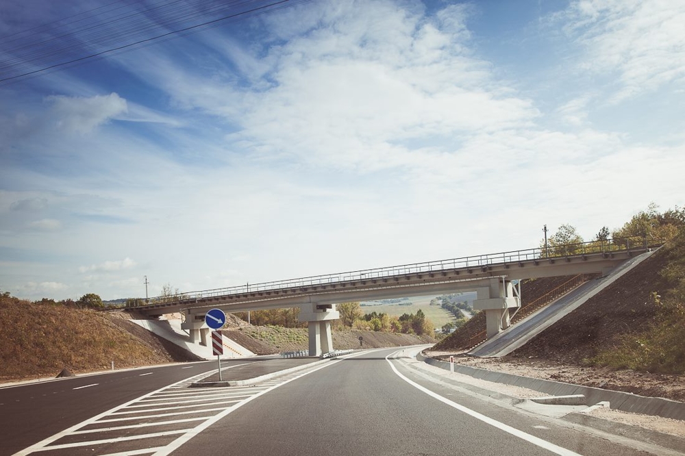 В Молдове полным ходом идет ремонт дорог