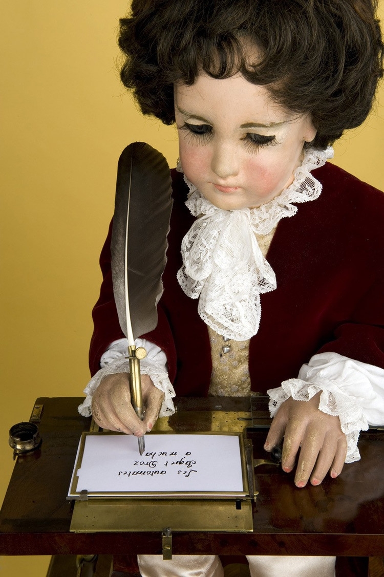 Удивительные живые куклы созданные более 200 лет назад.