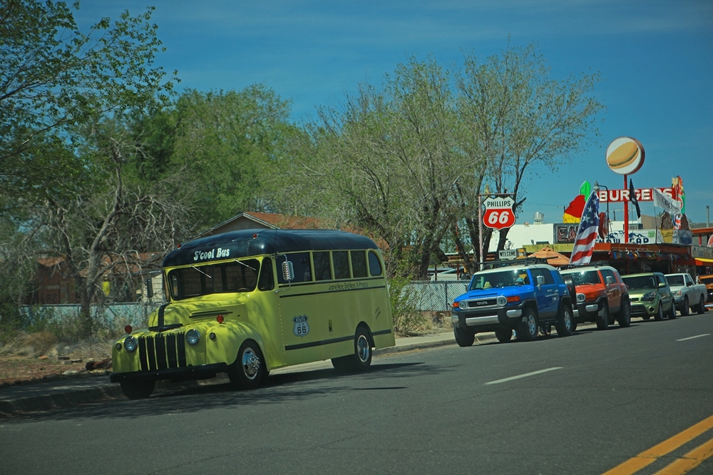 Ретро-парад в Селигман, штат Аризона
