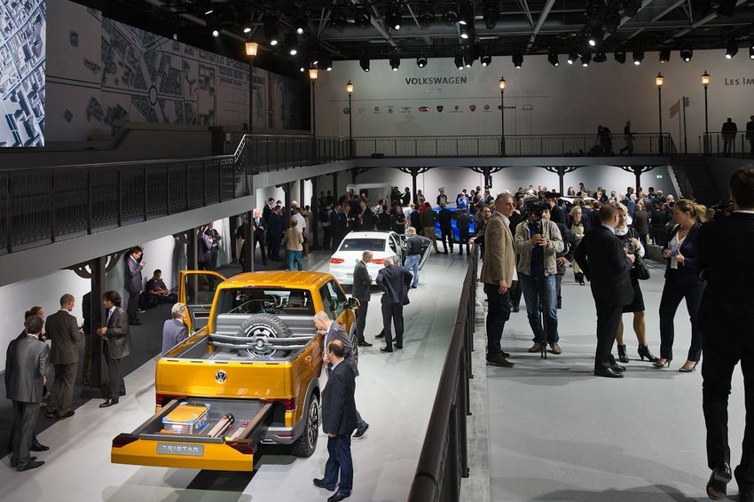 Большой фоторепортаж с Paris Motor Show 2014