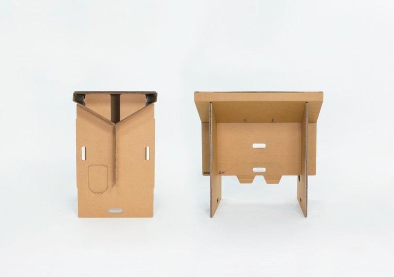 Портативный стол из картона